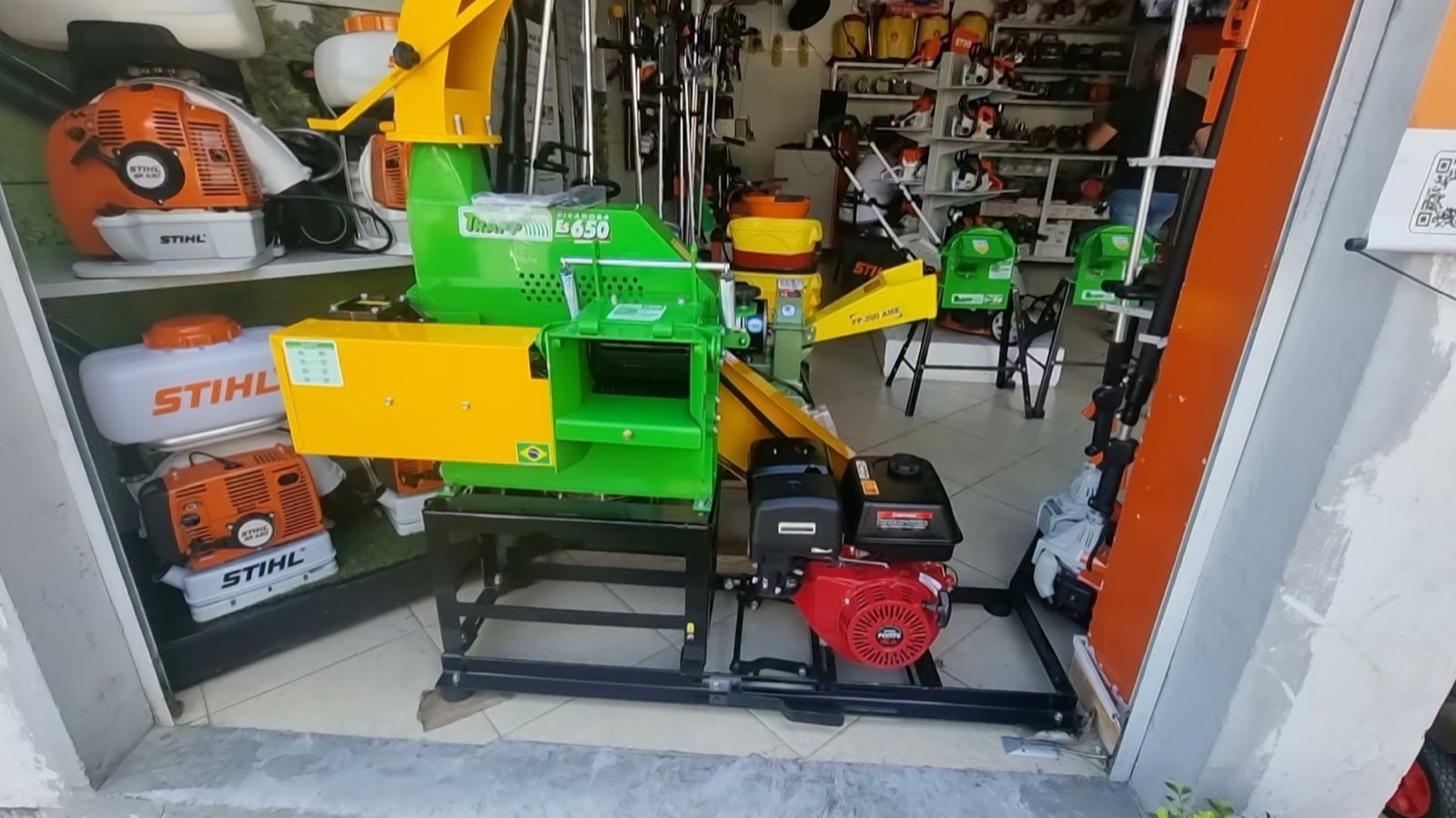 Inventario de motores, picadoras y equipos STIHL dentro del punto de CASEGA